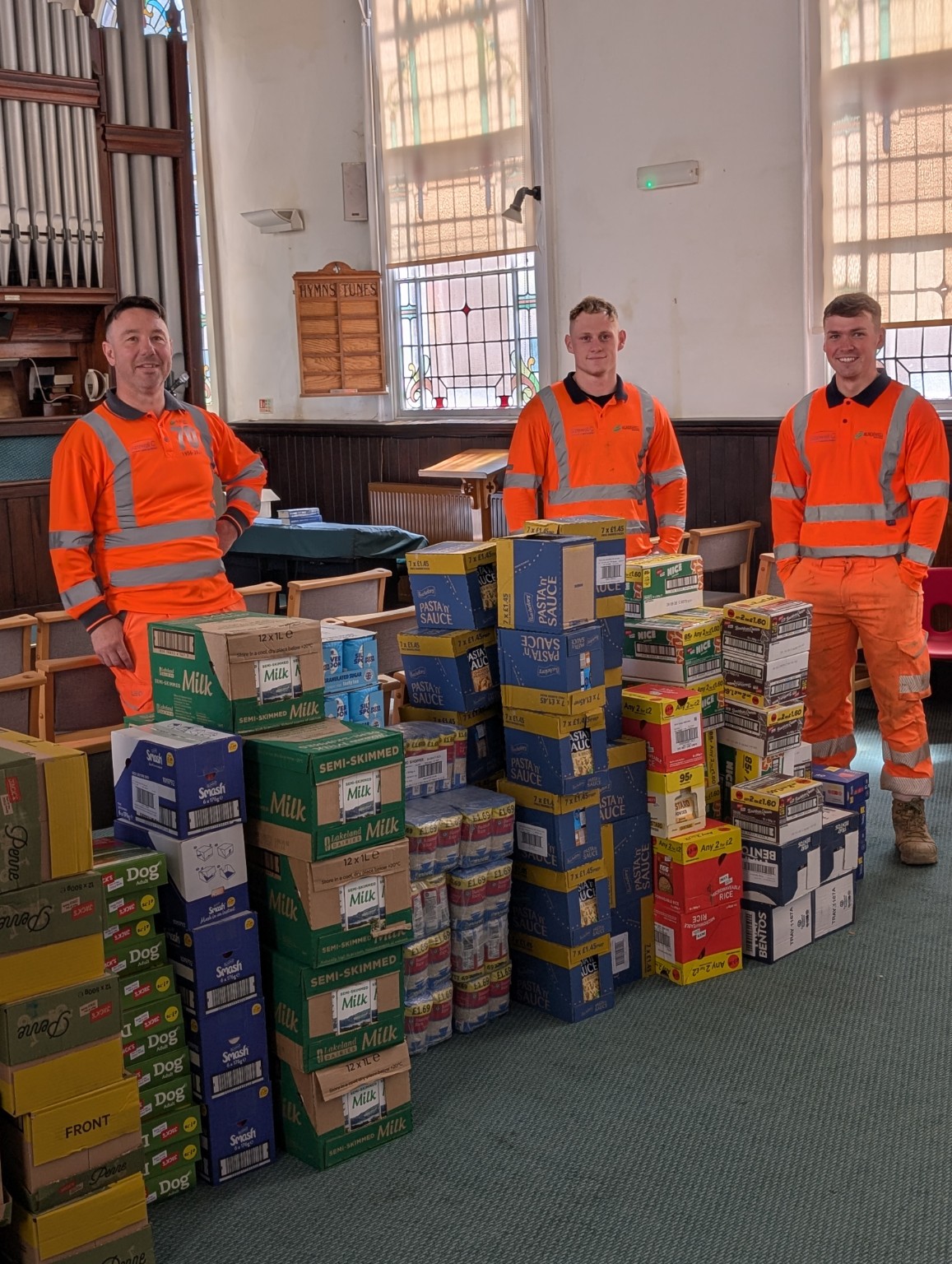 A team from Blackwell Earthmoving and Livertons helping us collect stock from Saxon House.